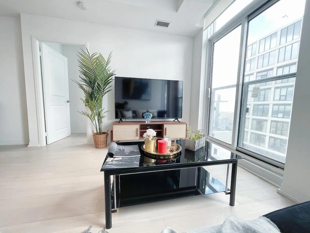 Infivilla Amazing Penthouse Living In Sunrise- Breathtaking Skyline Lake View Downtown Toronto!A